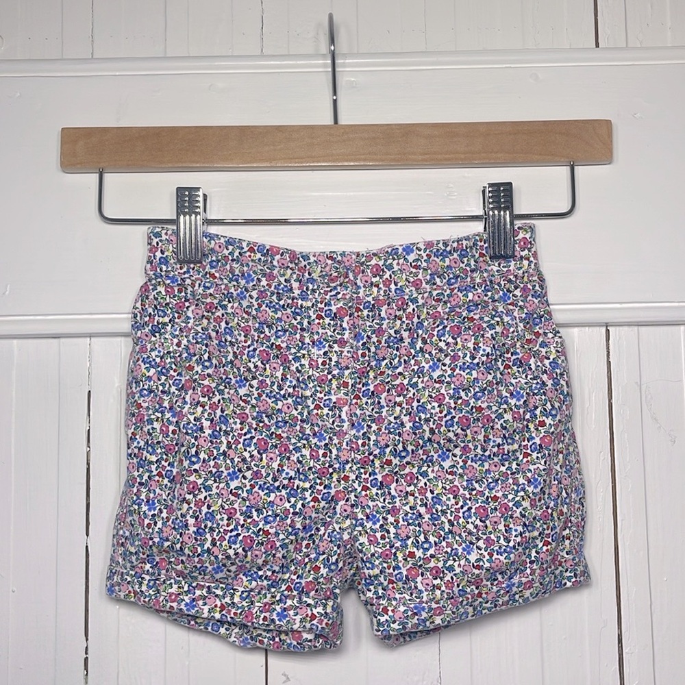 JOJO MAMAN BEBE VGUC Floral Print Elastic Adjustable Shorts